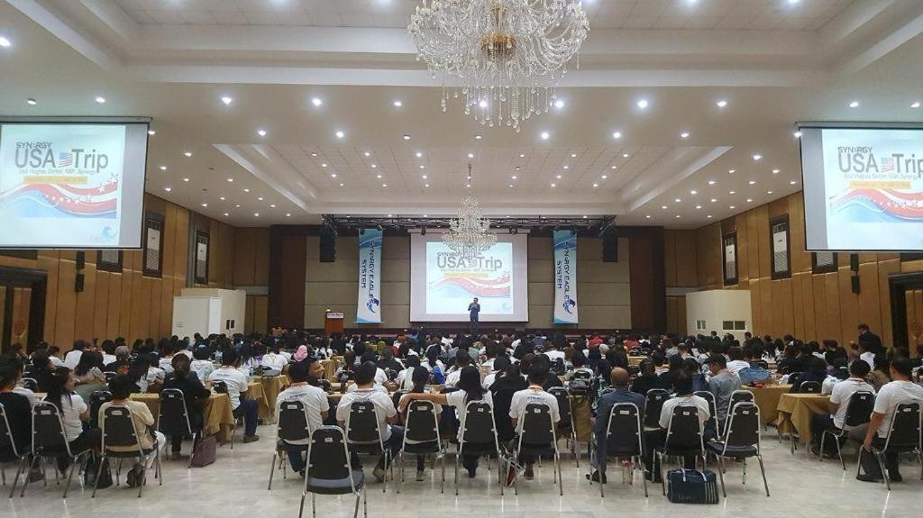 The Pine Resort Pathum Thani Extérieur photo
