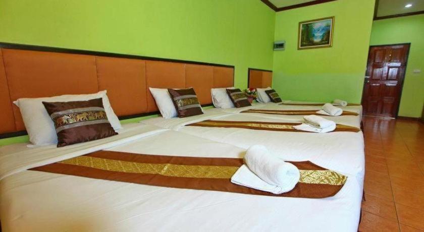 The Pine Resort Pathum Thani Extérieur photo