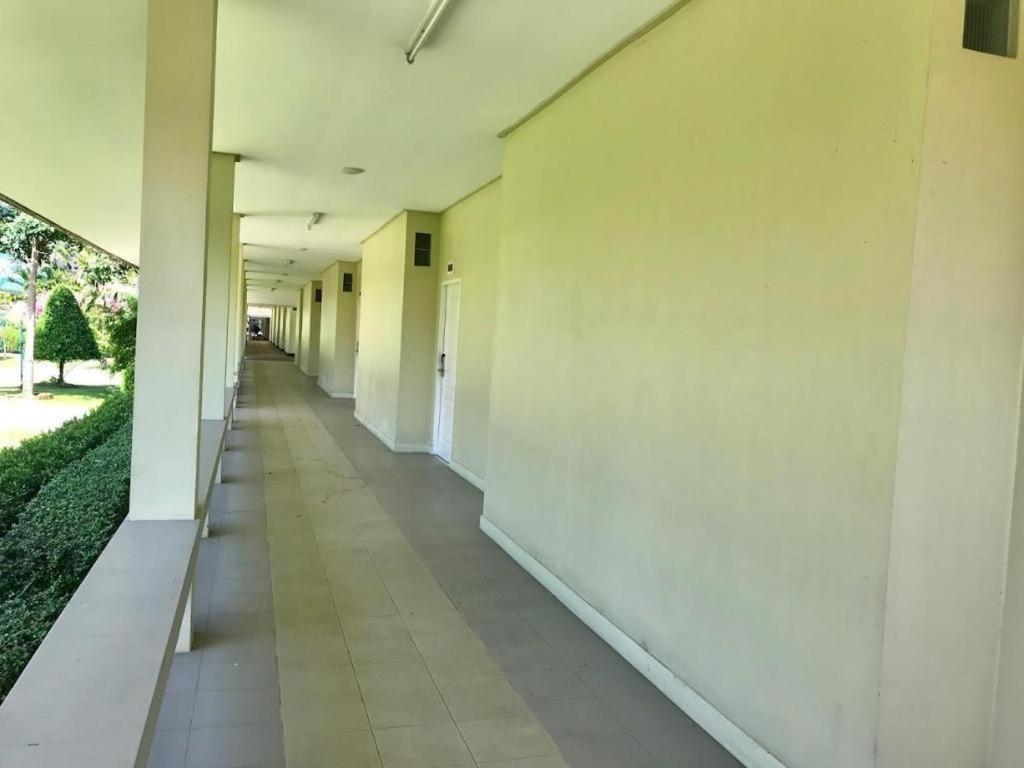 The Pine Resort Pathum Thani Extérieur photo